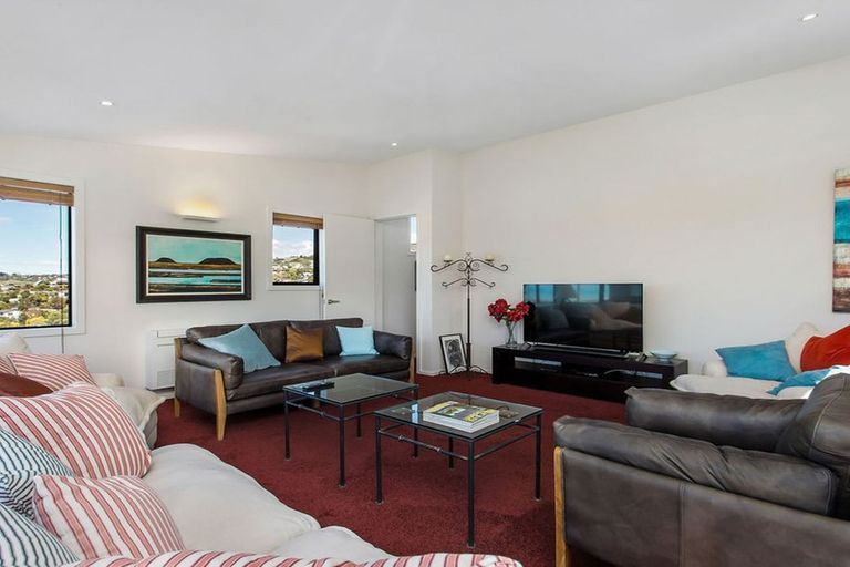 Photo of property in 61a Major Hornbrook Road, Mount Pleasant, Christchurch, 8081