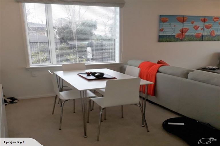 Photo of property in 2/100 Edinburgh Street, Pukekohe, 2120