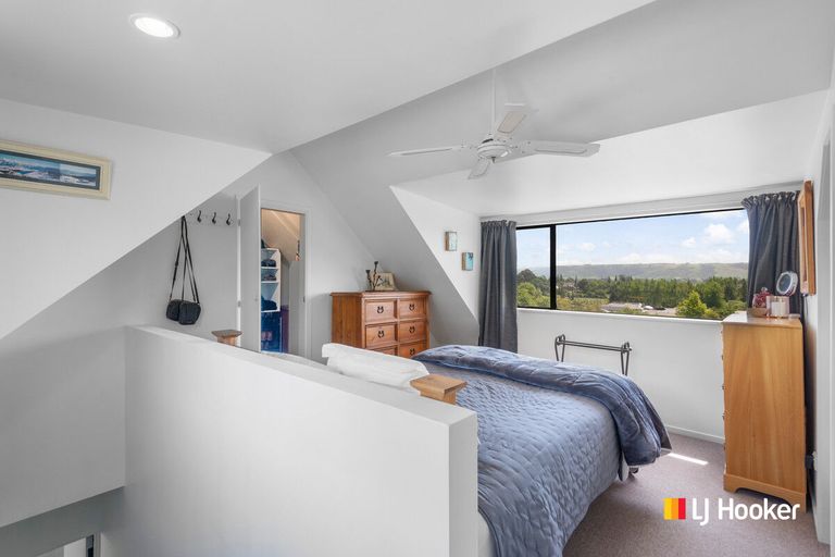 Photo of property in 19 Braeside, Kinmont Park, Mosgiel, 9024