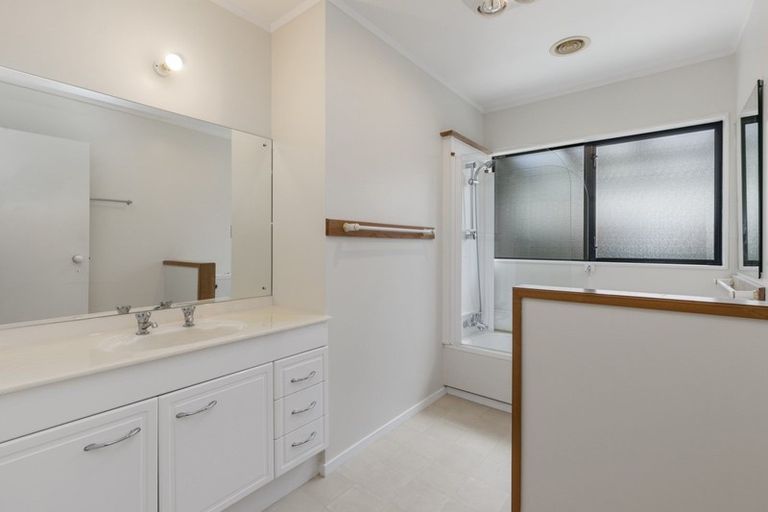 Photo of property in 22 De Menech Grove, Avalon, Lower Hutt, 5011