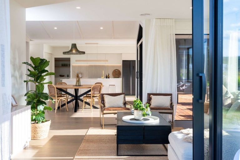 Photo of property in 56 Seven Oaks Drive, Kinloch, 3377