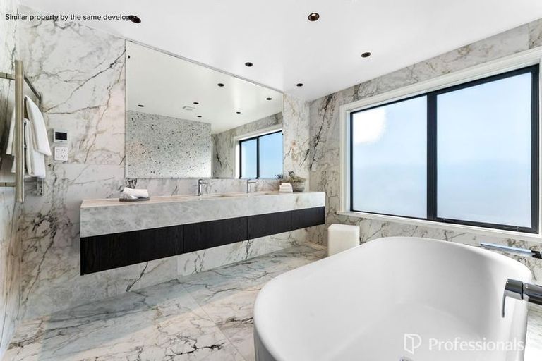 Photo of property in 13 Arawaru Avenue, Wainui, 0992