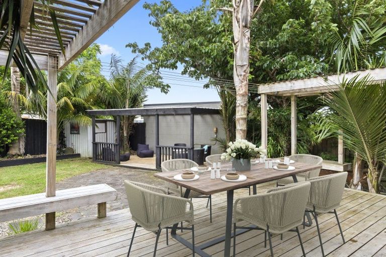 Photo of property in 25 Garden Terrace, Pukekohe, 2120