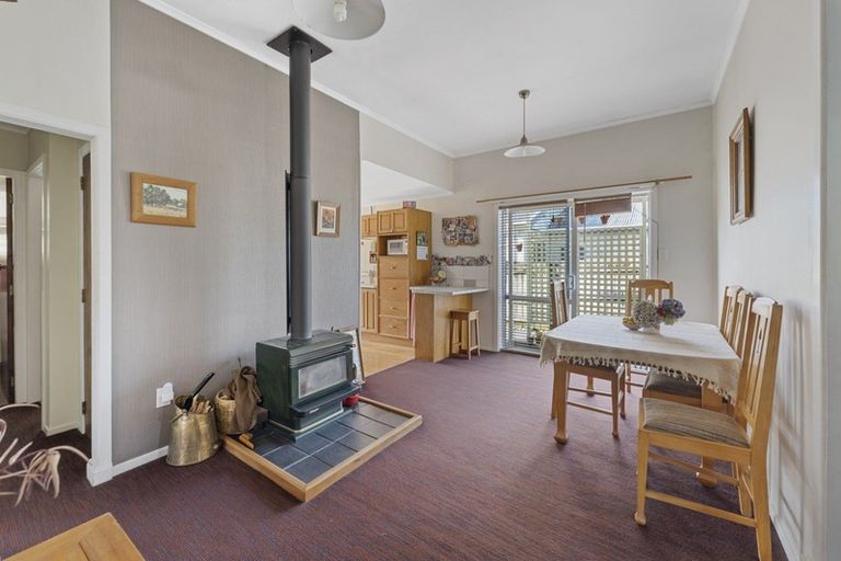 Photo of property in 42 Gaine Street, New Plymouth, 4310