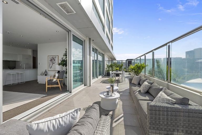 Photo of property in Sentinel Apartments, 401/3 Northcroft Street, Takapuna, Auckland, 0622