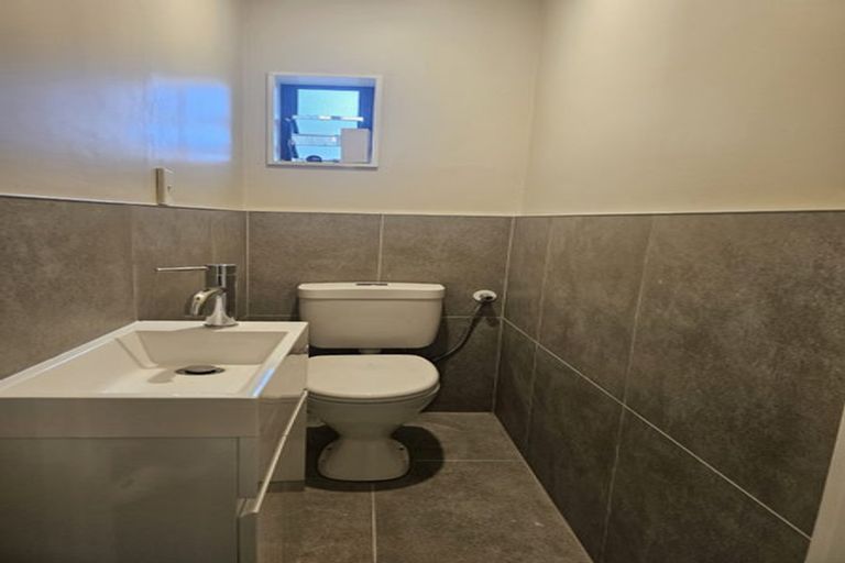 Photo of property in 39a Rollerson Street, Papakura, 2110