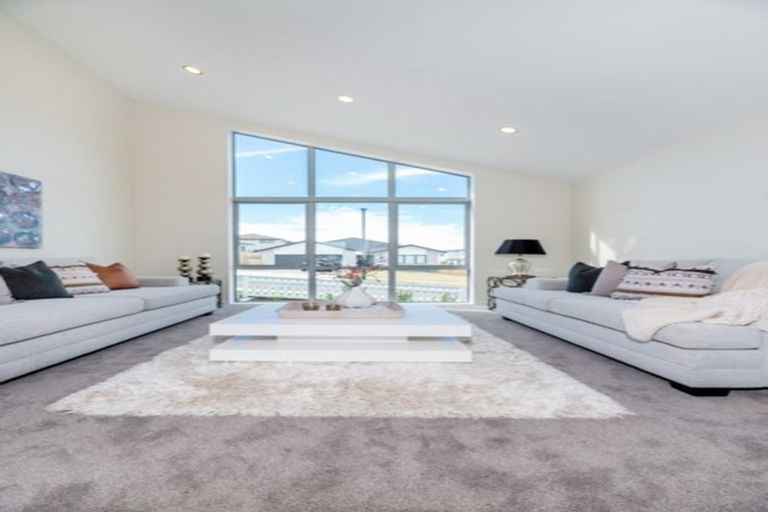 Photo of property in 22 Pommes Way, Silverdale, 0932