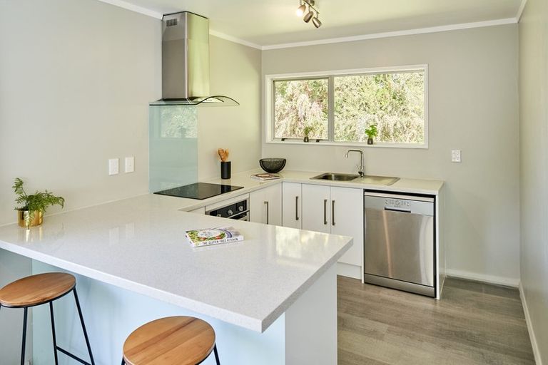 Photo of property in 2/22 Shackleton Grove, Stokes Valley, Lower Hutt, 5019