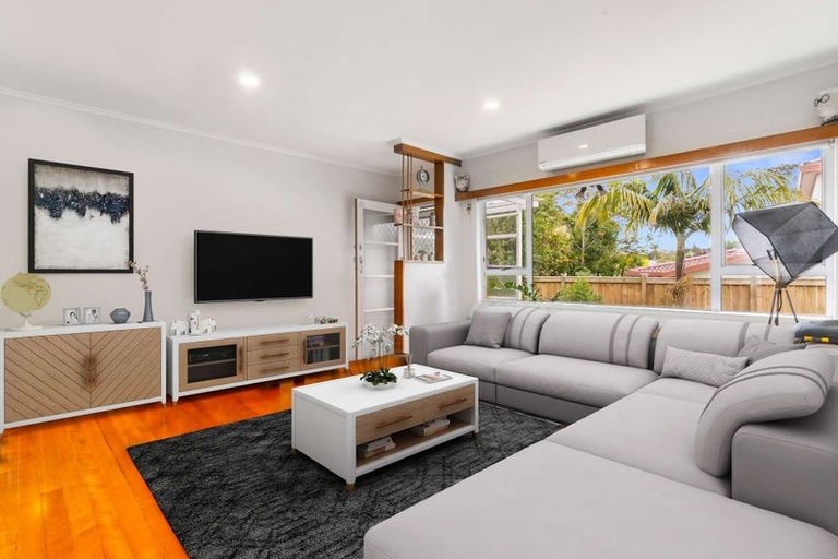 Photo of property in 4/134 Onewa Road, Northcote, Auckland, 0627