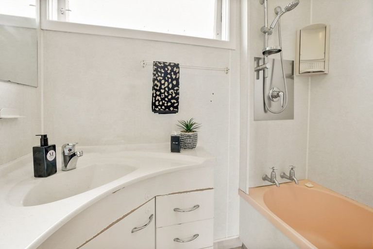 Photo of property in 48 Tongariro Street, Chartwell, Hamilton, 3210