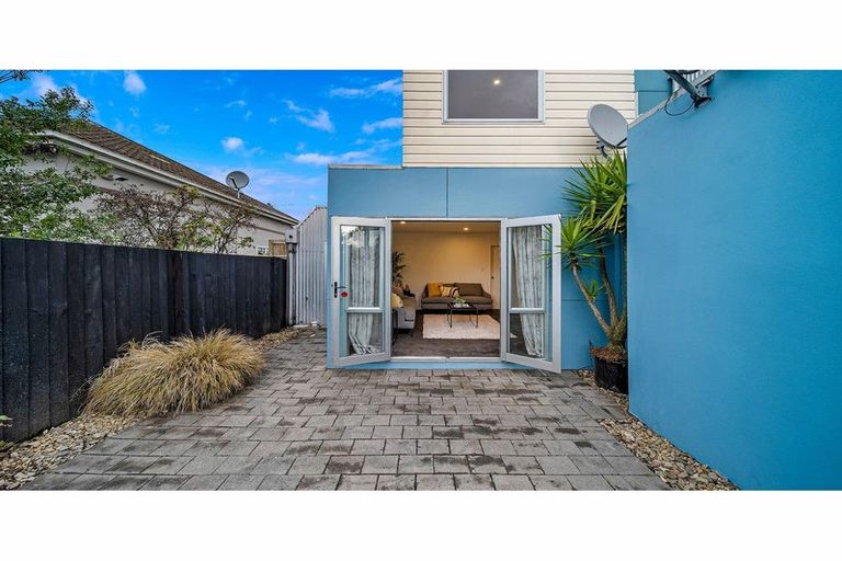 Photo of property in 66 Strickland Street, Sydenham, Christchurch, 8023