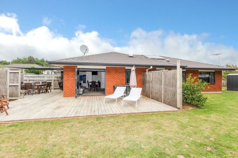 Photo of property in 10b Anderson Way, Highlands Park, New Plymouth, 4312