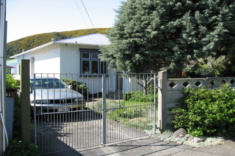 Photo of property in 41 Birdwood Road, Waterloo, Lower Hutt, 5011