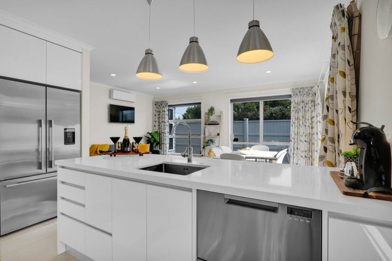 Photo of property in 55 Pendarves Street, New Plymouth, 4310