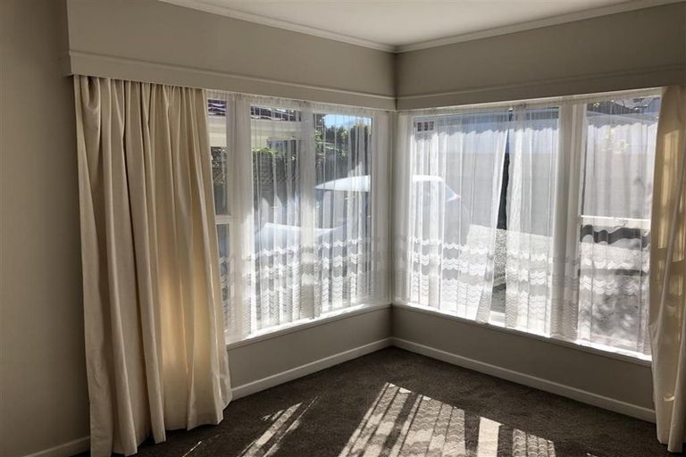 Photo of property in 2/52 Nile Road, Milford, Auckland, 0620