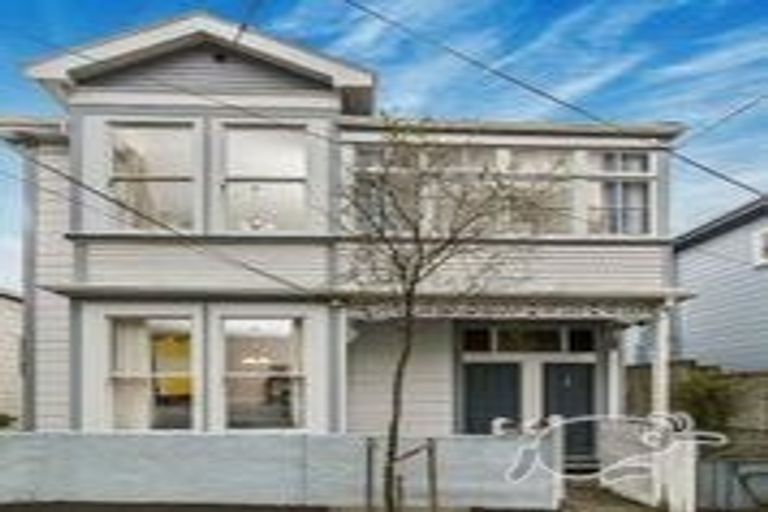 Photo of property in 24a Colombo Street, Newtown, Wellington, 6021