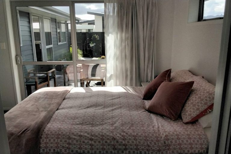 Photo of property in 22 Olney Court, One Tree Point, 0118