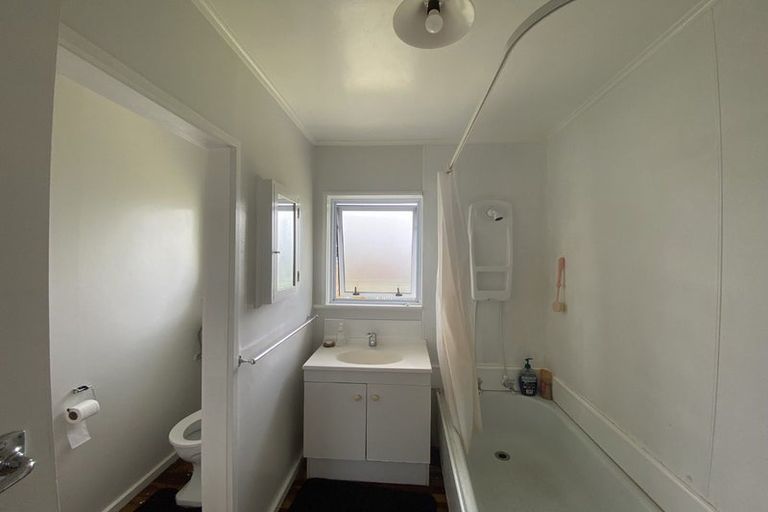 Photo of property in 1/82 Bill Hercock Street, Pirimai, Napier, 4112