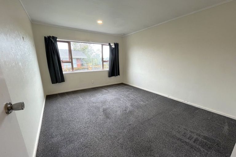 Photo of property in 1/13 Heron Place, Pakuranga Heights, Auckland, 2010