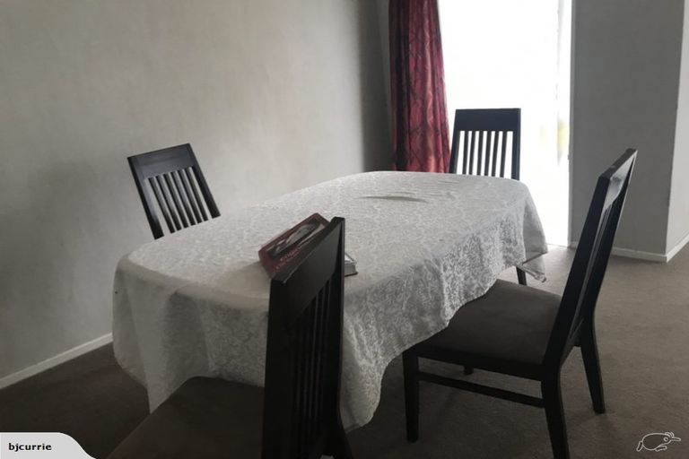 Photo of property in 12-12a Cecil Place, Cloverlea, Palmerston North, 4412