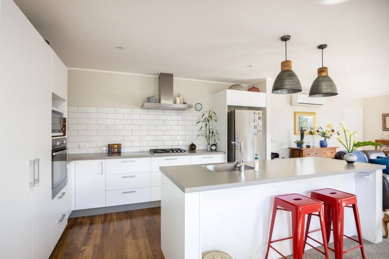 Photo of property in 374b Carrington Street, Upper Vogeltown, New Plymouth, 4310