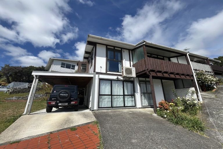 Photo of property in 1 Brora Crescent, Papakowhai, Porirua, 5024