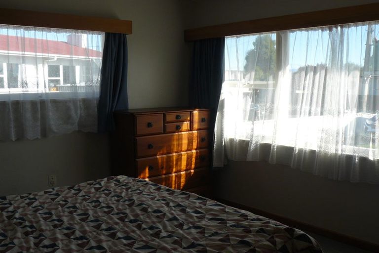 Photo of property in 6 Cautley Street, Richmond, 7020