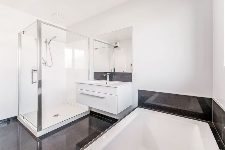 Photo of property in 5 Marble Court, Rolleston, 7614