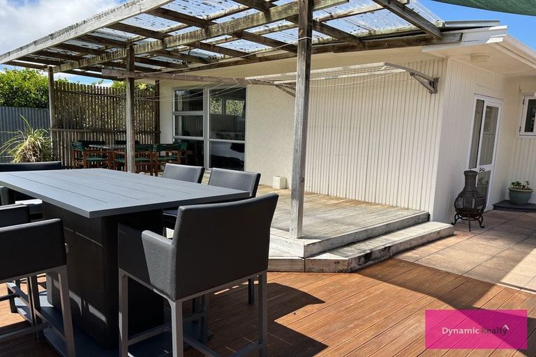 Photo of property in 15 Ilford Place, Awapuni, Palmerston North, 4412