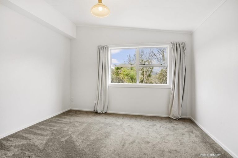 Photo of property in 2/14 Rosehaugh Avenue, Karori, Wellington, 6012