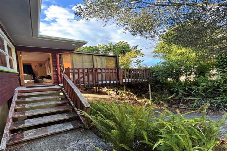 Photo of property in 125 Browns Bay Road, Browns Bay, Auckland, 0630