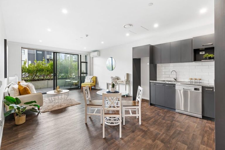Photo of property in 7/2g Onekiritea Road, Hobsonville, Auckland, 0616