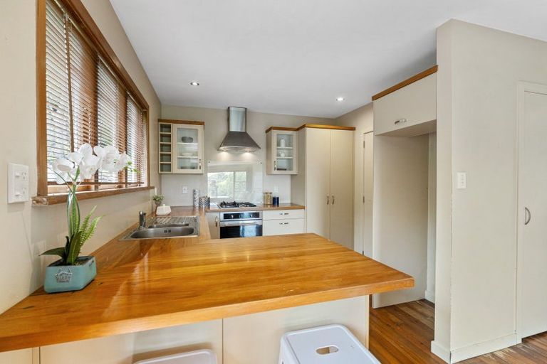 Photo of property in 210 Matai Road, Raumati Beach, Paraparaumu, 5032