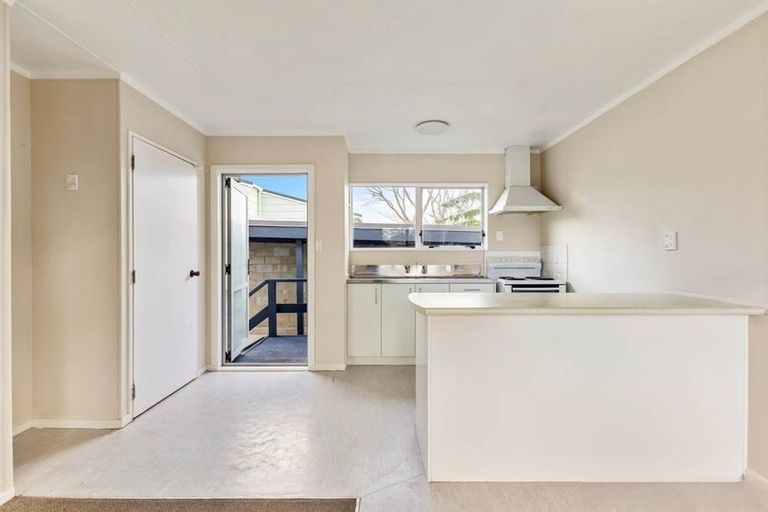 Photo of property in 1/15 Stoll Place, Clendon Park, Auckland, 2103