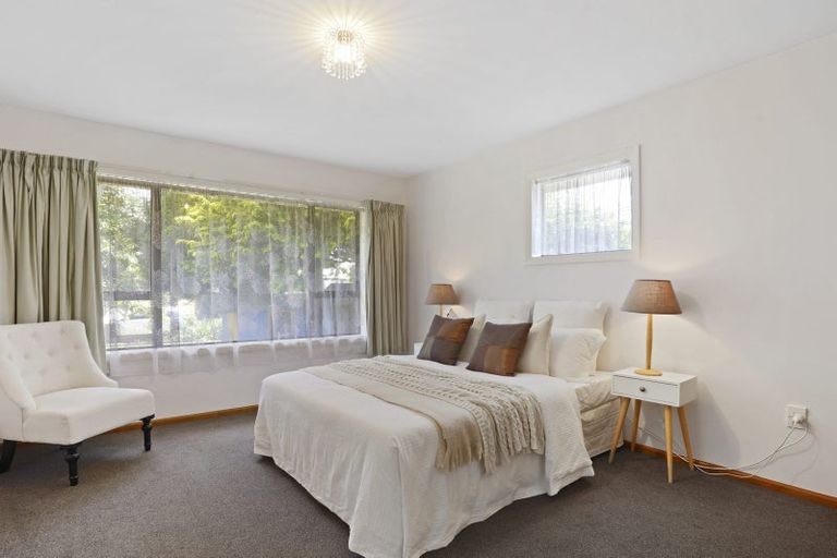 Photo of property in 18 Dunedin Street, Redwood, Christchurch, 8051