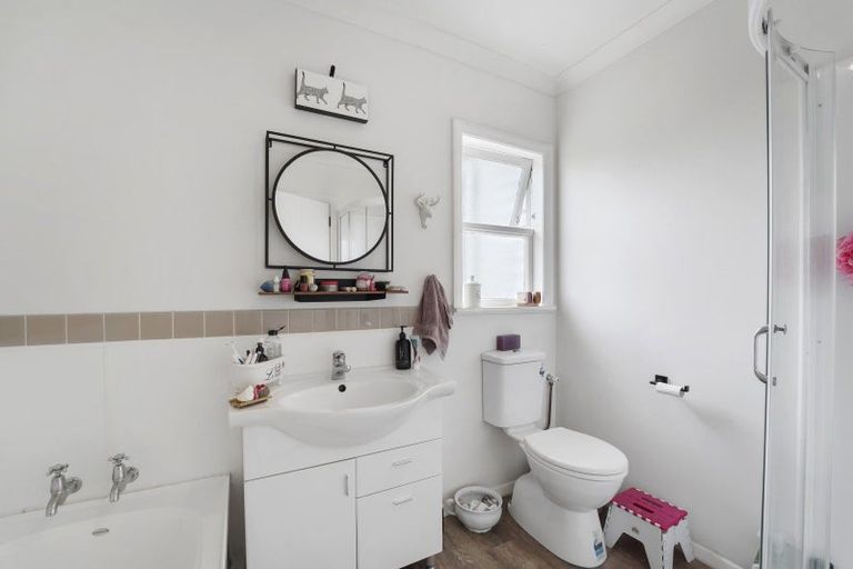 Photo of property in 3 Cobham Street, Levin, 5510