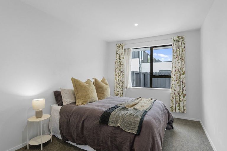 Photo of property in 2/60a Somme Street, St Albans, Christchurch, 8014