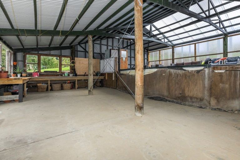 Photo of property in 245 Wallace Road, Koputaroa, Levin, 5571