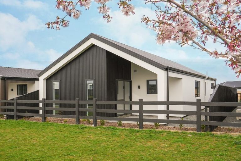 Photo of property in 17 Upham Lane, Rolleston, 7615