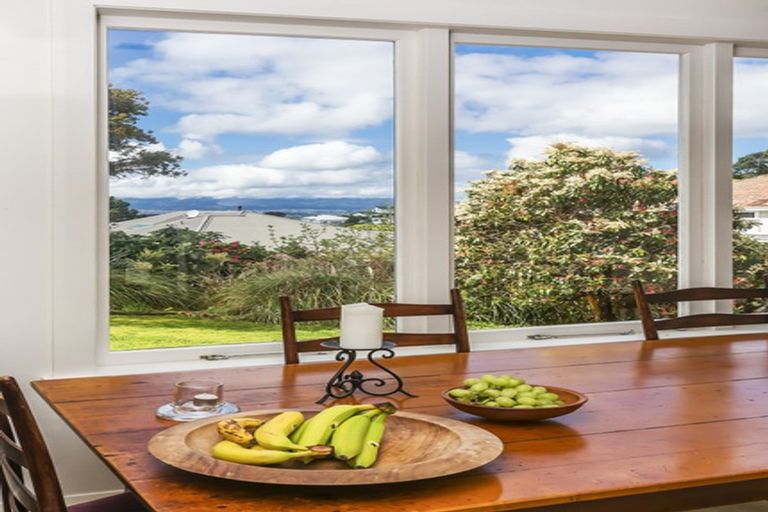 Photo of property in 7 Moana Road, Kelburn, Wellington, 6012