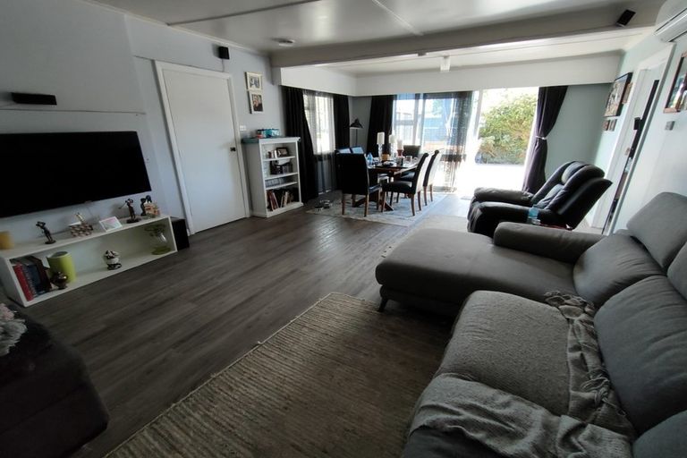 Photo of property in 15 Queen Street, Winton, 9720