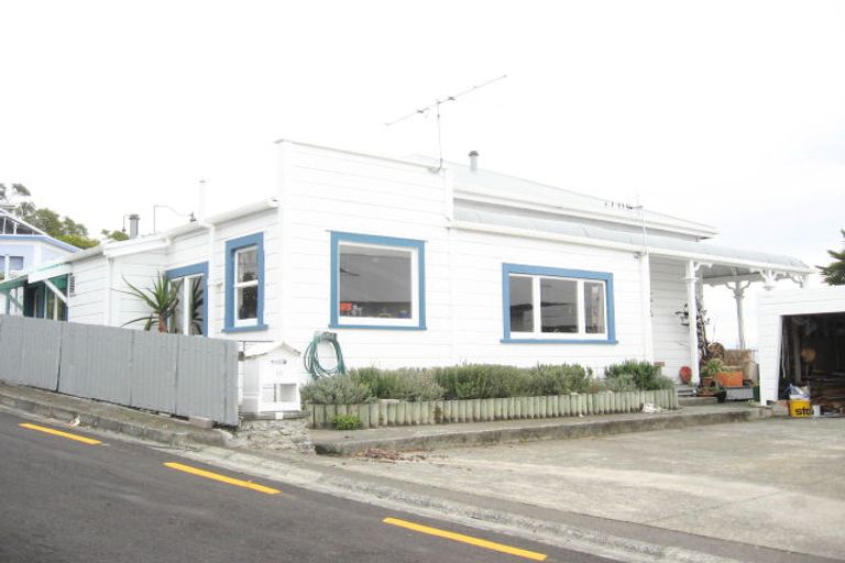 Photo of property in 10 Goldsmith Terrace, Hospital Hill, Napier, 4110