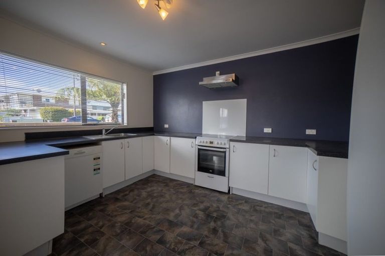 Photo of property in 1/253 Saint Aubyn Street, New Plymouth, 4310