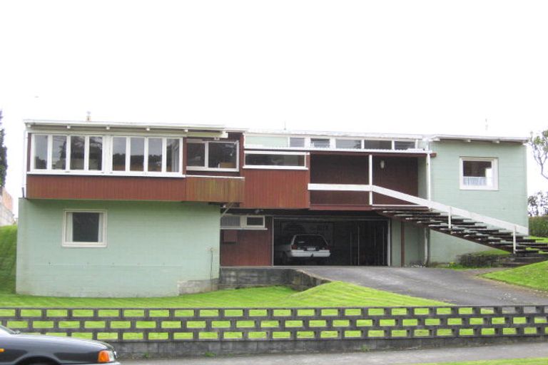 Photo of property in 17 Fillis Street, New Plymouth, 4310