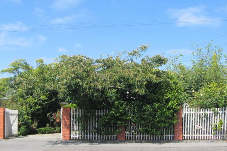 Photo of property in 132 Sparks Road, Hoon Hay, Christchurch, 8025