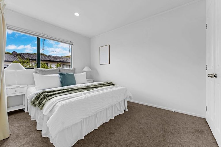 Photo of property in 12 Vitex Lane, Henderson, Auckland, 0612