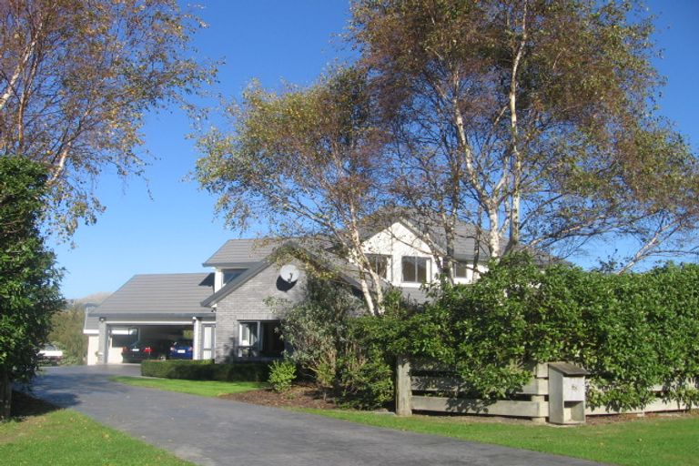 Photo of property in 88 Joseph Banks Drive, Whitby, Porirua, 5024