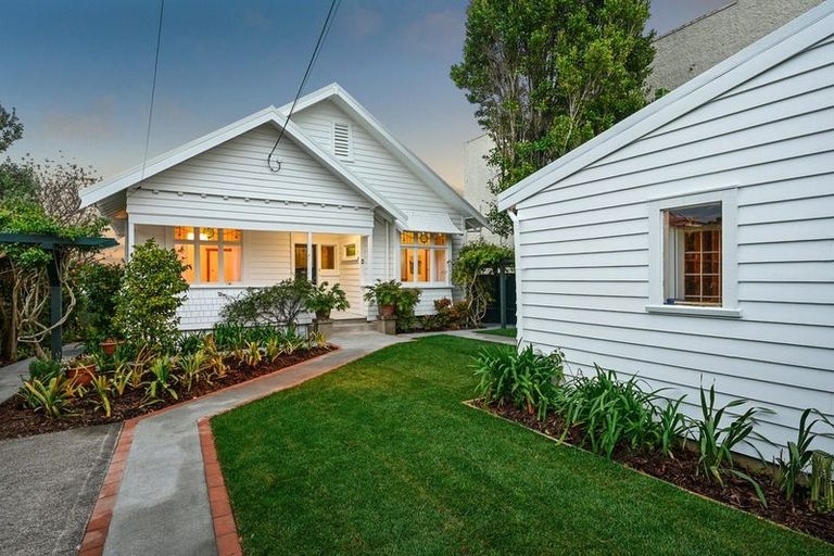 Photo of property in 59 Clarence Street, Devonport, Auckland, 0624