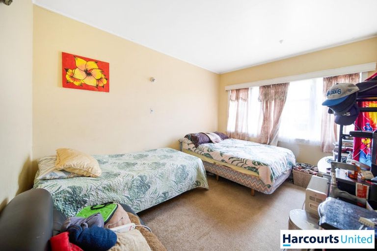 Photo of property in 35 Kolmar Road, Papatoetoe, Auckland, 2025