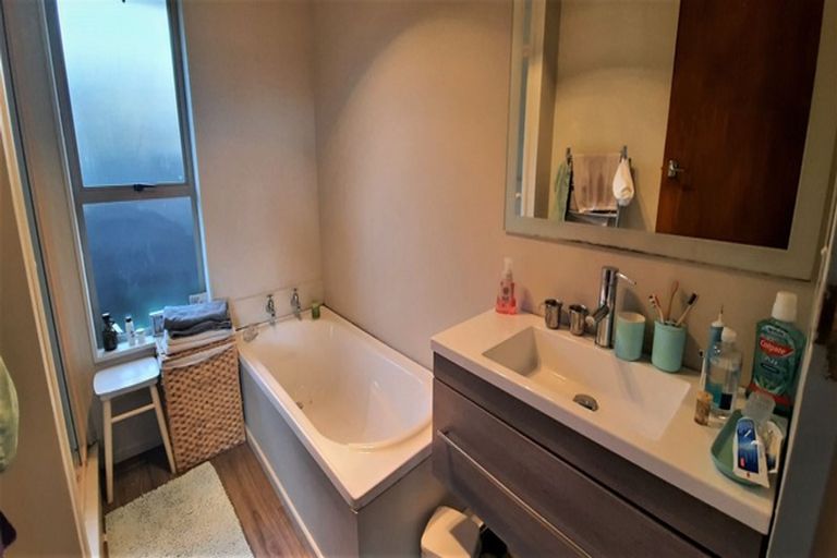 Photo of property in 15 Inverell Place, North New Brighton, Christchurch, 8083